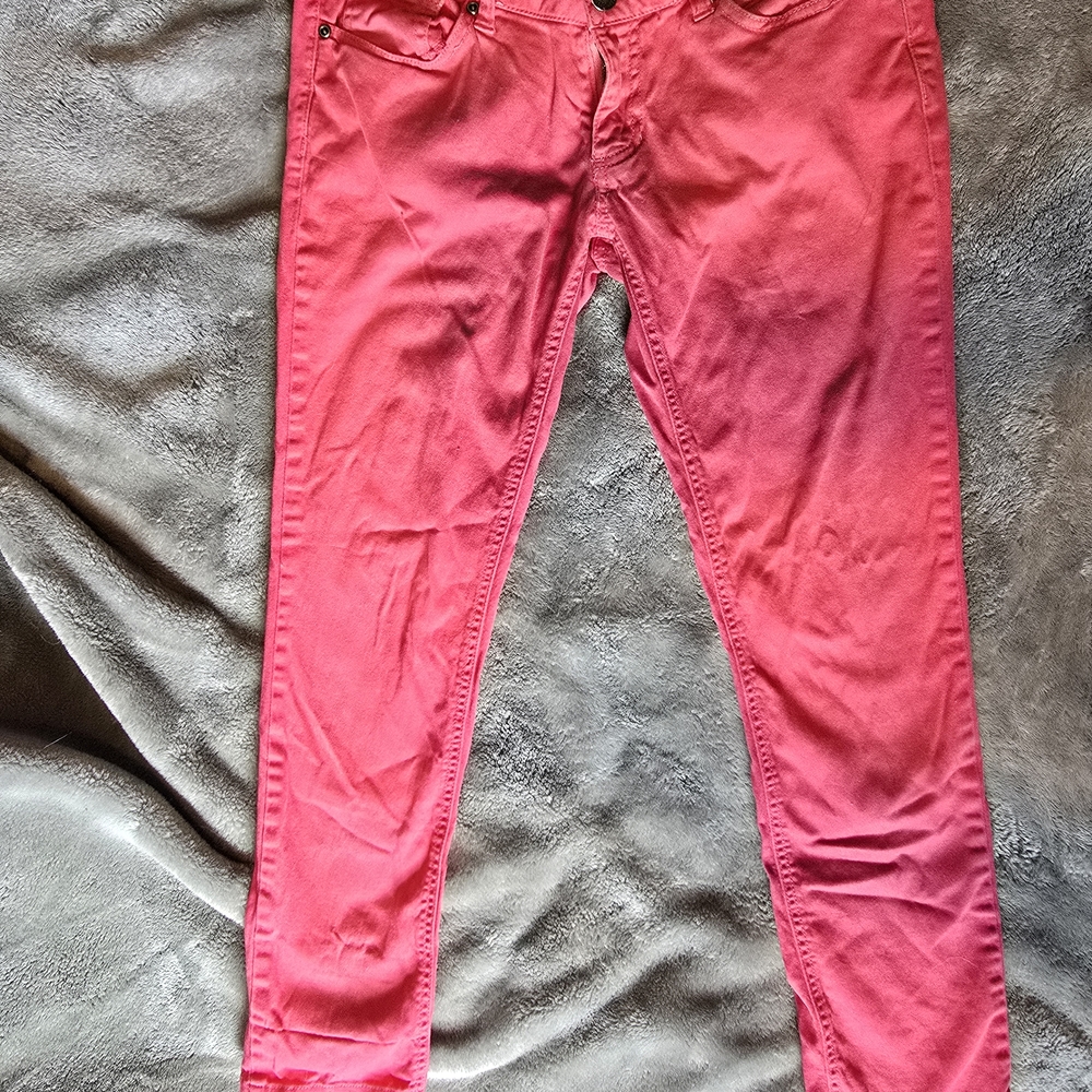 Y2K Mudd Hot Pink Skinny Jeans Vibrant Denim Style